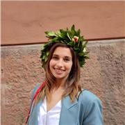 Insegnante laureata in materie umanistiche